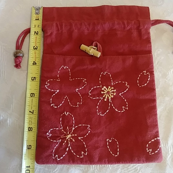 Embroidered bag - Picture 4 of 8